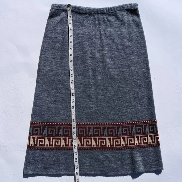 Vintage Blue Knit Long Skirt with Burgundy Pattern - Creations Isadora Small - Picture 3 of 6